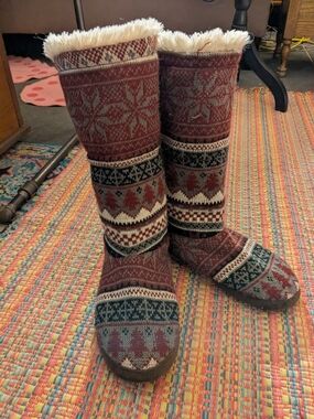 Cozy Knit Winter Tall Boot Slippers in Burgundy & Cream